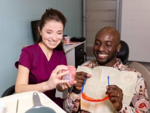Dental Bonding, Veneers, and Smile Makeovers: How to Choose the Right Option